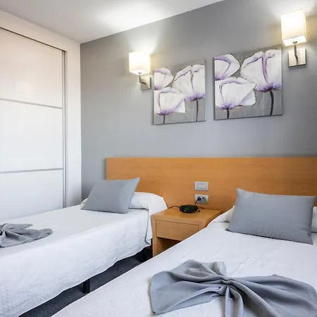 Ona El Marques Aparthotel 4*