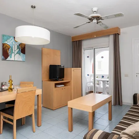 Ona El Marques Aparthotel 4*