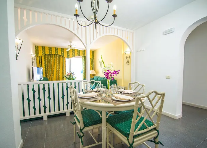 Hotel apartamentowy Ona El Marques 4*